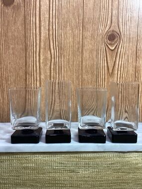 DiSaronna Liqueur Glasses with Black Bases